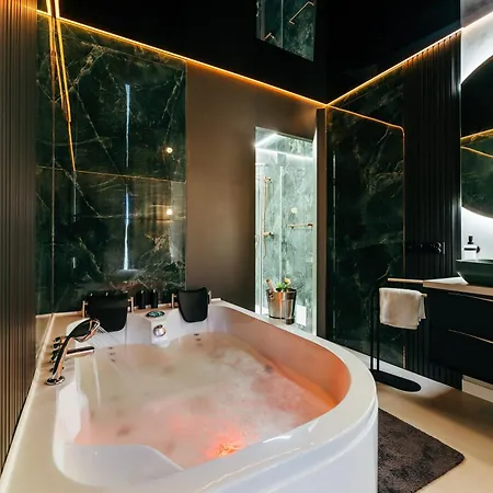 Z Jakuzzi Perlowa Przystan Rent Kollataja