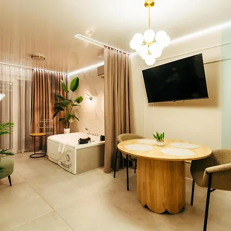 Z Jakuzzi Perlowa Przystan Rent Kollataja Kolobřeh