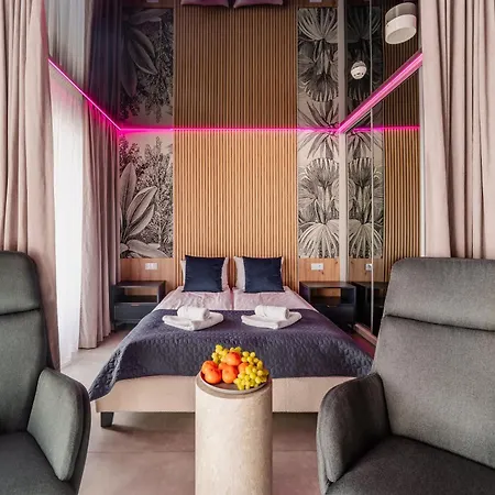 Z Jakuzzi Perlowa Przystan Rent Kollataja *