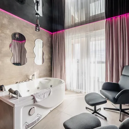 Z Jakuzzi Perlowa Przystan Rent Kollataja Apartmán *